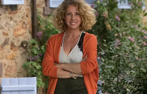 Elçin Oflaz Nereli