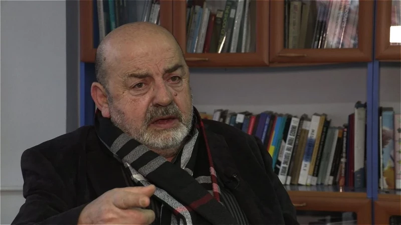 Enver Petrovci Kimdir