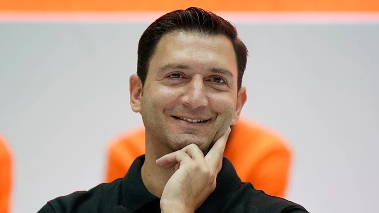 Ferhat Akbaş Kimdidr