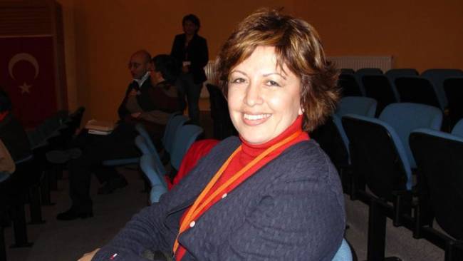 Gülden Özel Kimdir (1)