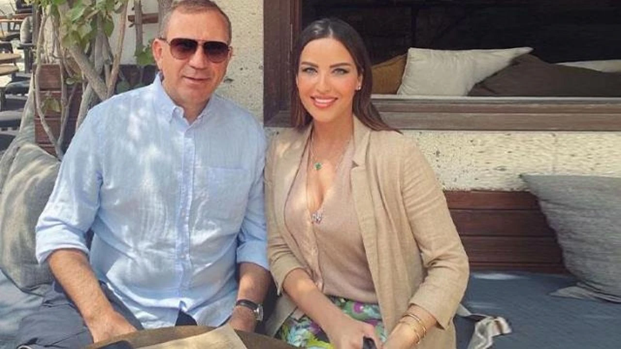 Gürsel Tekin Eşi