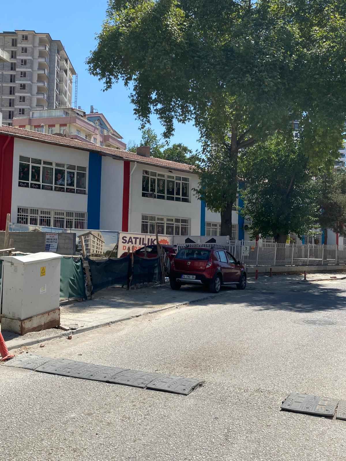 Kıbrıs Caddesi