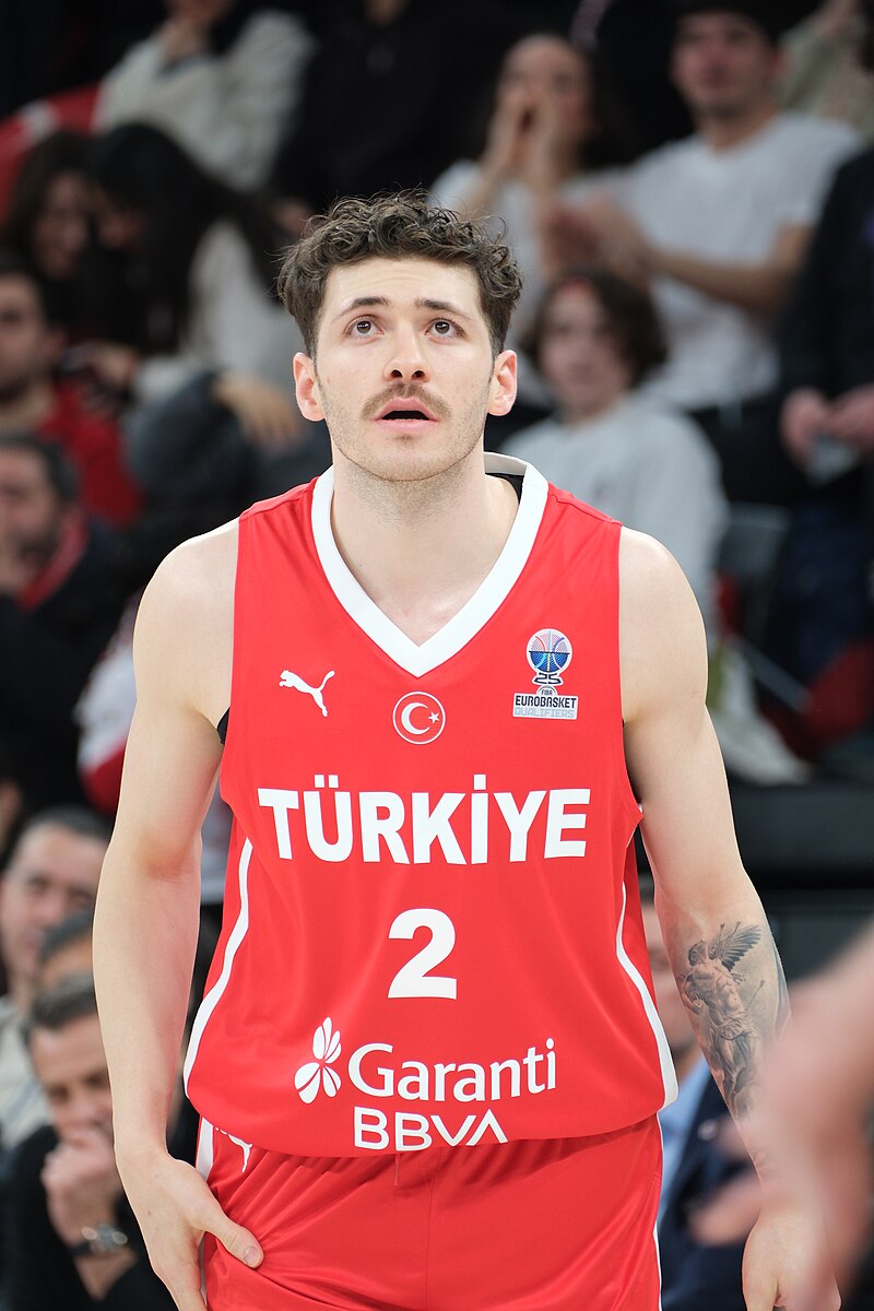 Şehmus Hazer Kimdir