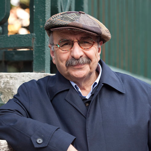 Yalvaç Ural Kimdir