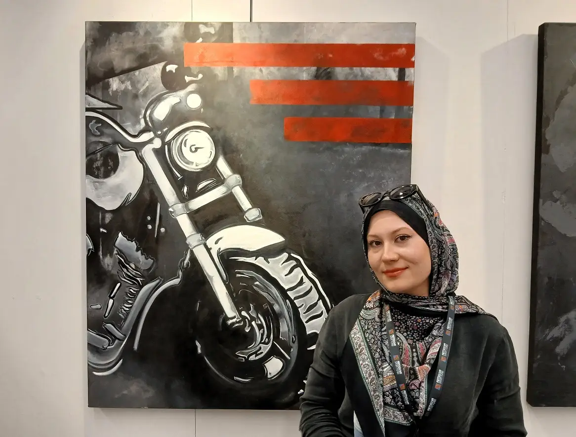 Ceren Ekici Kararan Dünyamız Motosiklet Artnouva Sanat Fuarı Congresium (3)