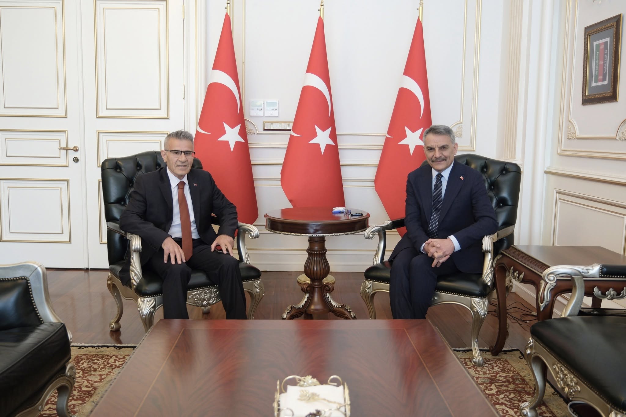 Ekrem Özübek Kimdir