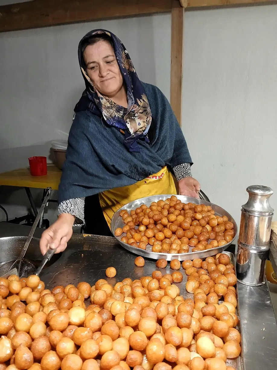 Hüsne Kaplan Kastamonu Devrekani Cırık Tatlısı Lokma Şerbetli
