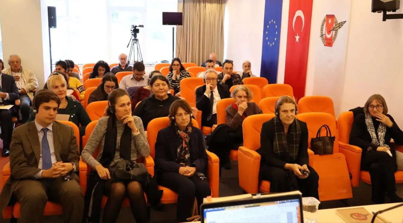 Ispanyol El Pais Gazetesi Andres Mourenza Basın Evi Cemiyet (2)