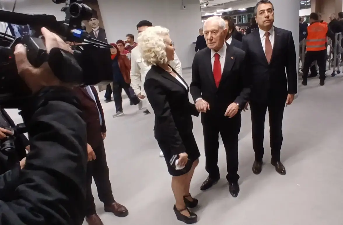 Mehmet Haberal Atatürk Sanat Merkezi Açılış Chp Kopya