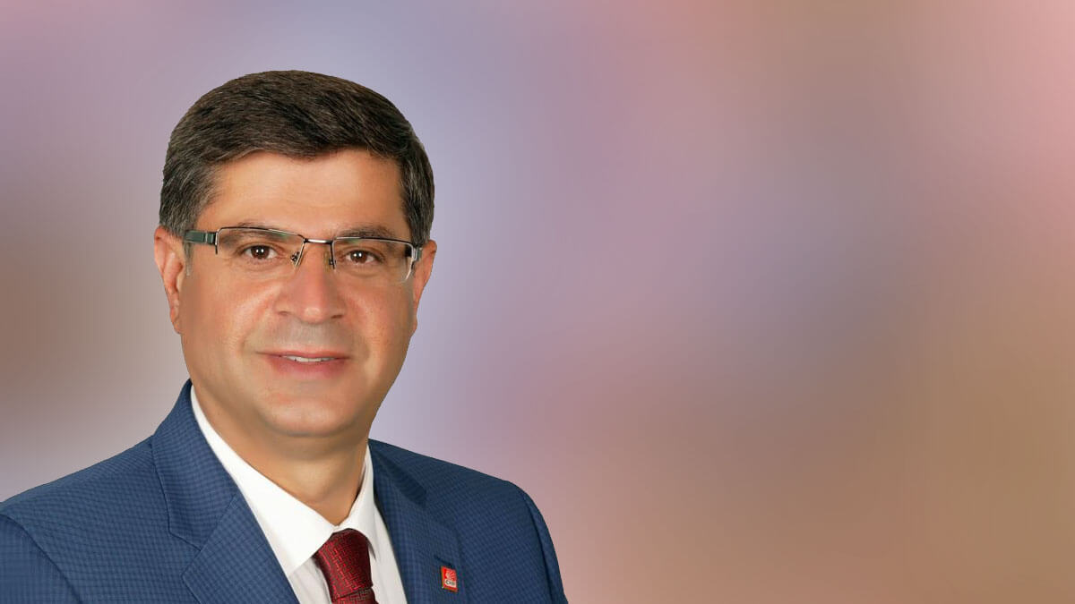 Polat Şaroğlu Kimdir