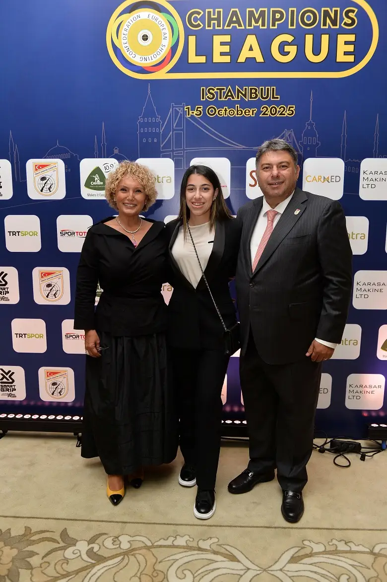 Sedakat Özgür, Mina, Tayfun Anlar