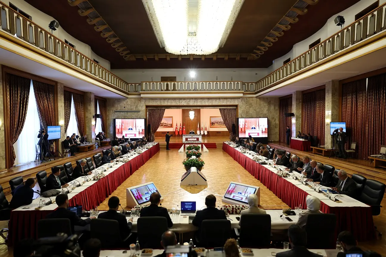 Tbmm Başkanı Kurtulmuş Milli Dayanışma Kardeşlik Ve Demokrasi Komisyonu (1)