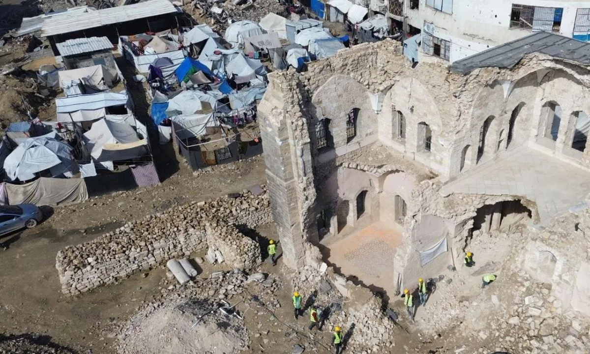 1763620843 0C27E76B983A01A80E74