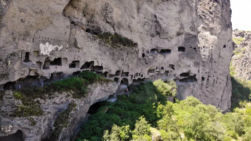 4C947258 Dfed 4E15 Ab6C 4352C35Cc39B