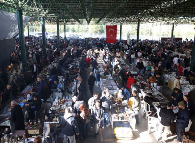 Antika Pazarı Ankara Ziyaretçi