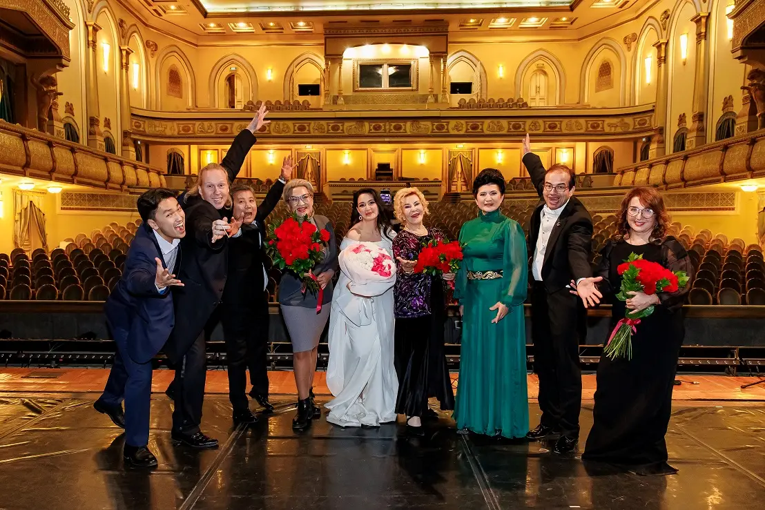 Genç Piyanistler Ödül Gülsin Onay (2)