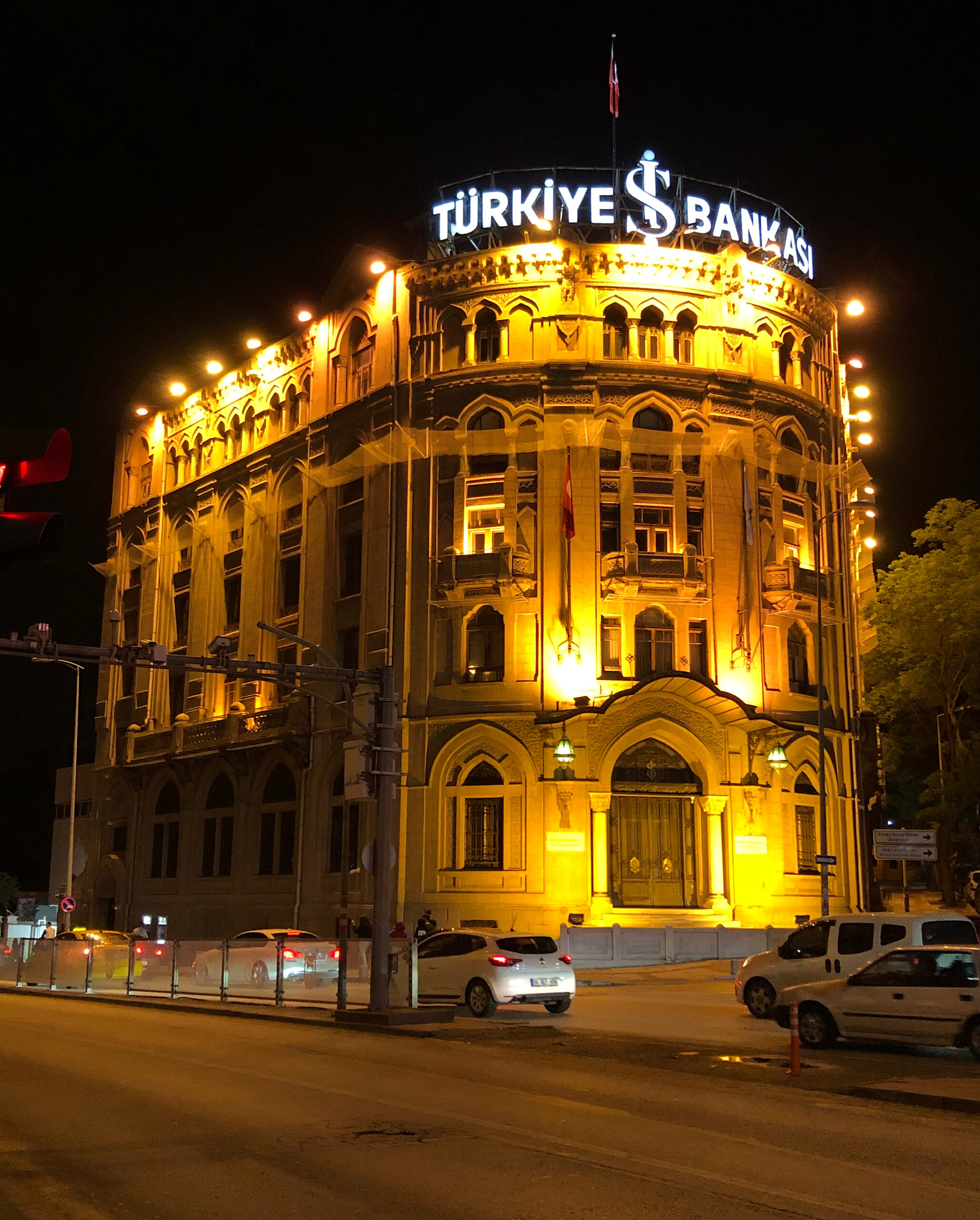 İş Bankası Ulus Binası