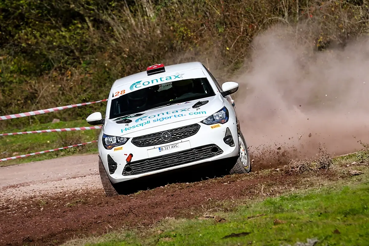 Istanbul Rallisi Sinif4 Reha Aybey