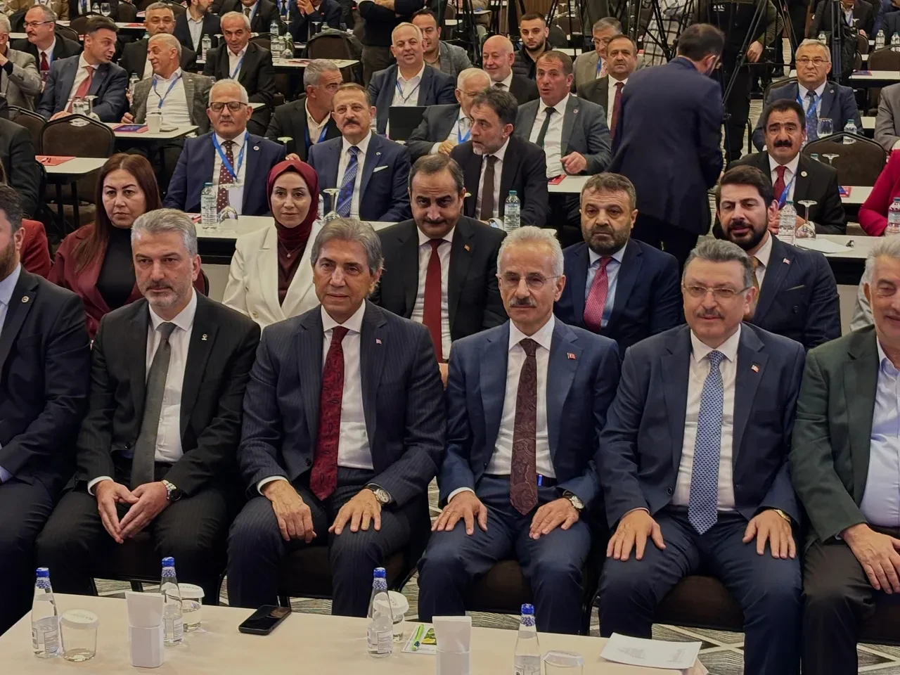 O Sehre Hizli Tren Geliyor Bakan Uraloglu Acikladi Hedefimiz 28 Bin 500 Km 3265449 202511221342 1