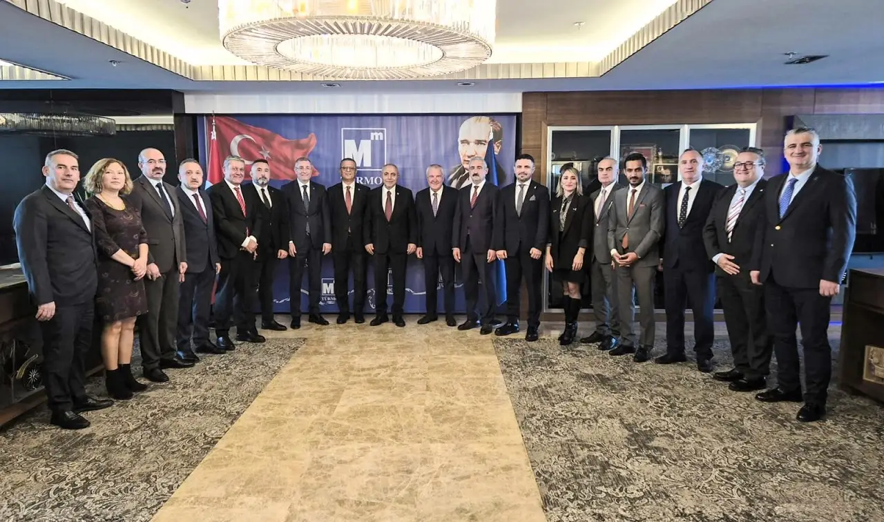 Türmob İrfan Hüseyin Yıldız Asmmmo Gülahmet Doğruyol Hayırlı Olsun Ziyareti (2)