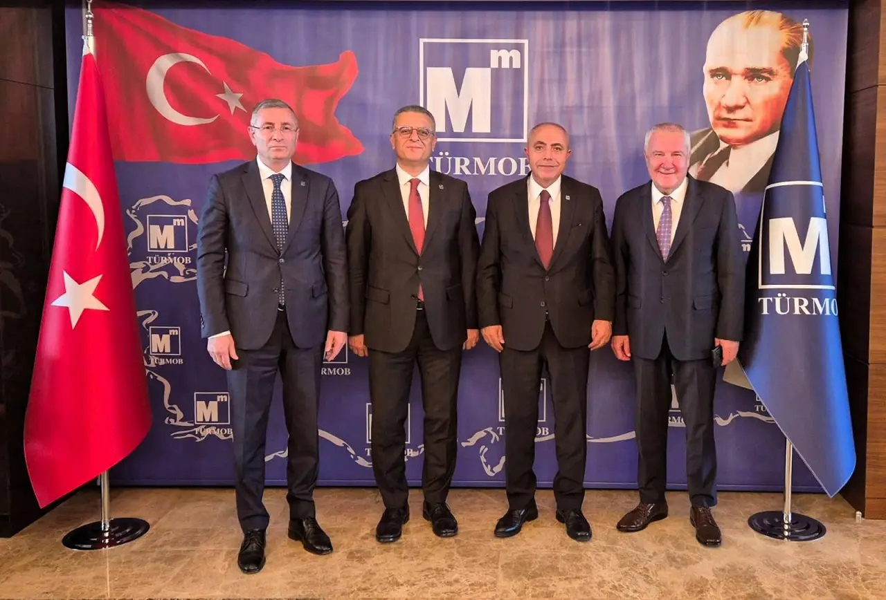 Türmob İrfan Hüseyin Yıldız Asmmmo Gülahmet Doğruyol Hayırlı Olsun Ziyareti Turgut Bahadır