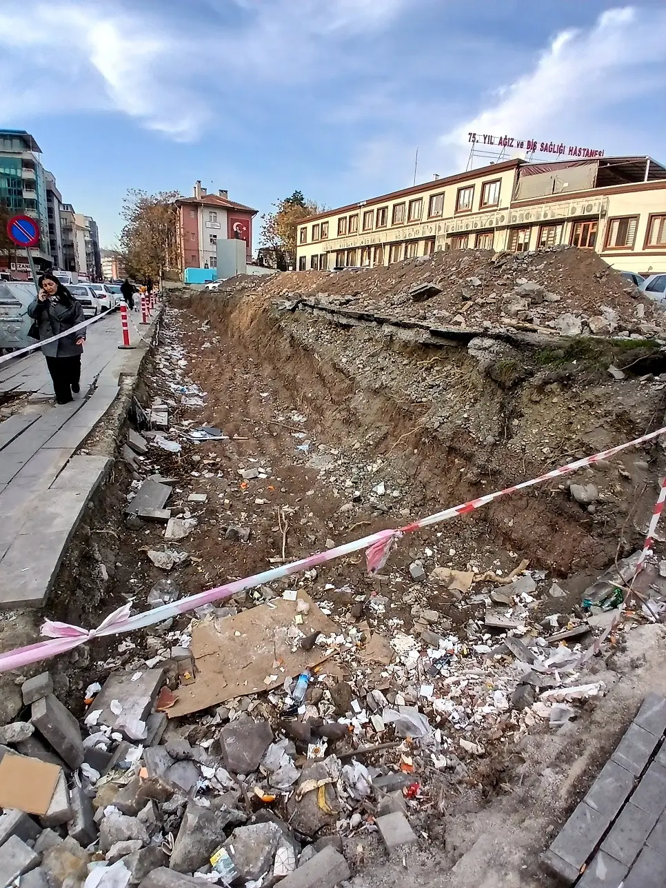 Ulucanlar 75 Yıl Ağız Diş Sağlığı Hastanesi Yıpranan Duvarı Tadilat (4)