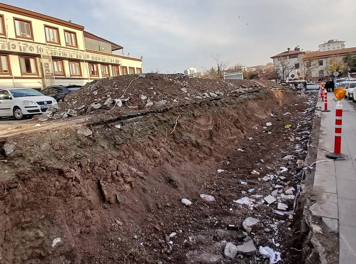 Ulucanlar 75 Yıl Ağız Diş Sağlığı Hastanesi Yıpranan Duvarı Tadilat (6)