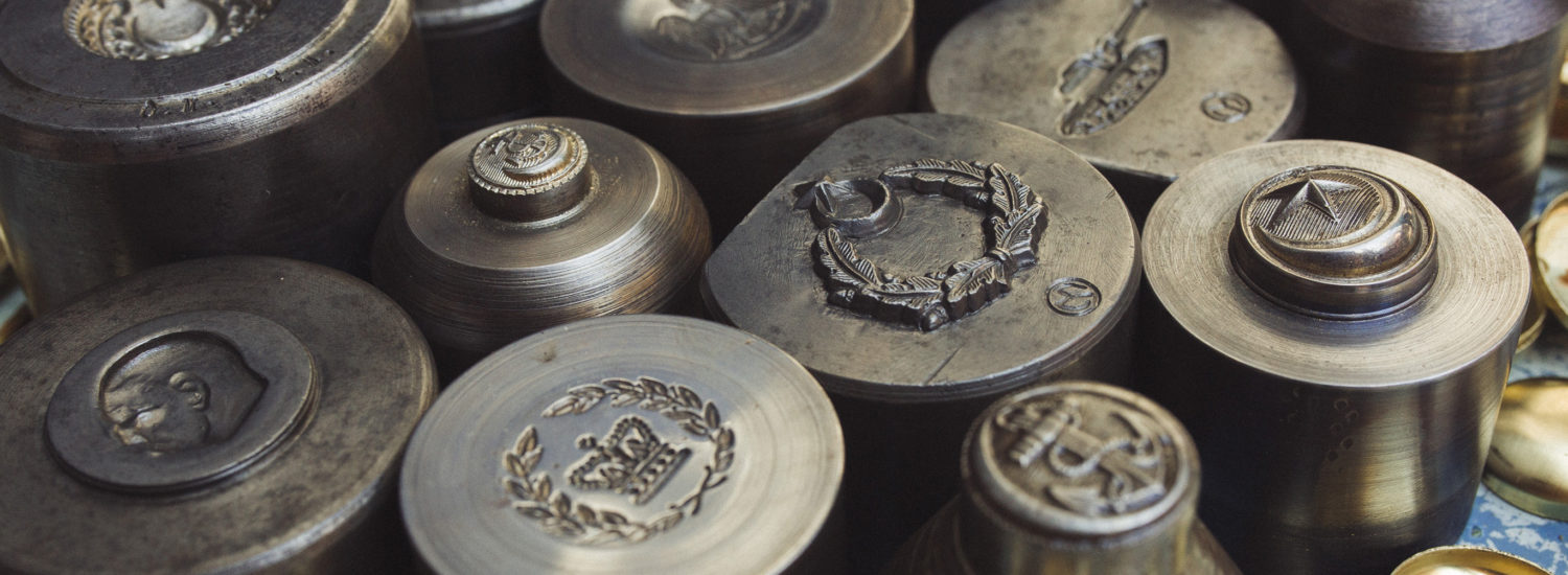 Arman Etyemez Kimdir