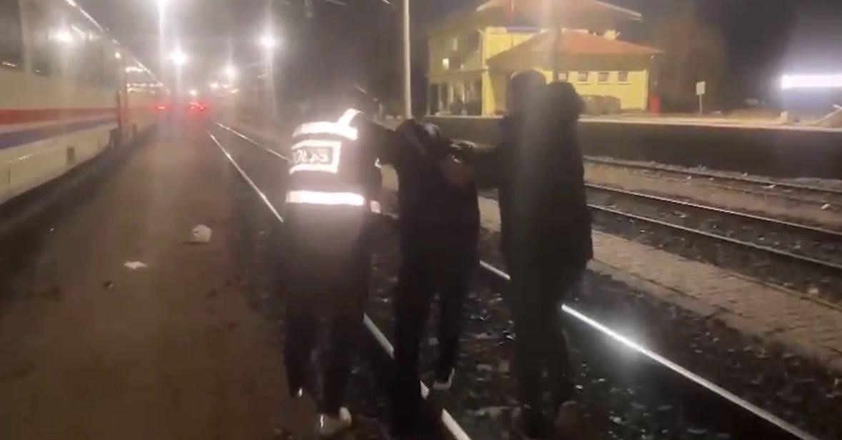 Asayişte Dikkat Çeken Tablo Kayseri’de On Binlerce Aranan Şahıs Ele Geçirildi (5)