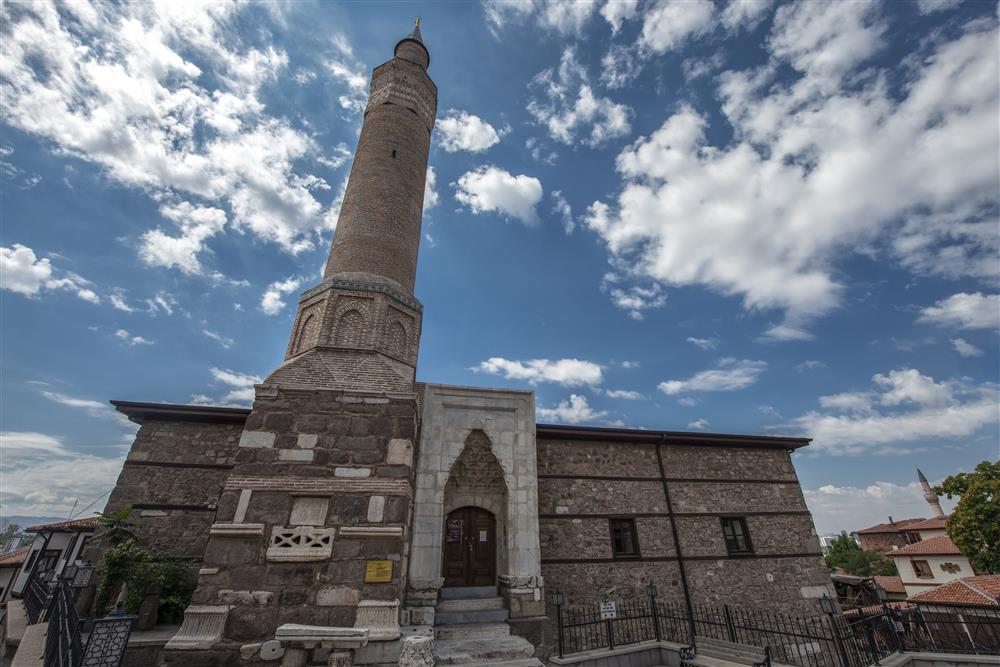 Aslanhane Camii