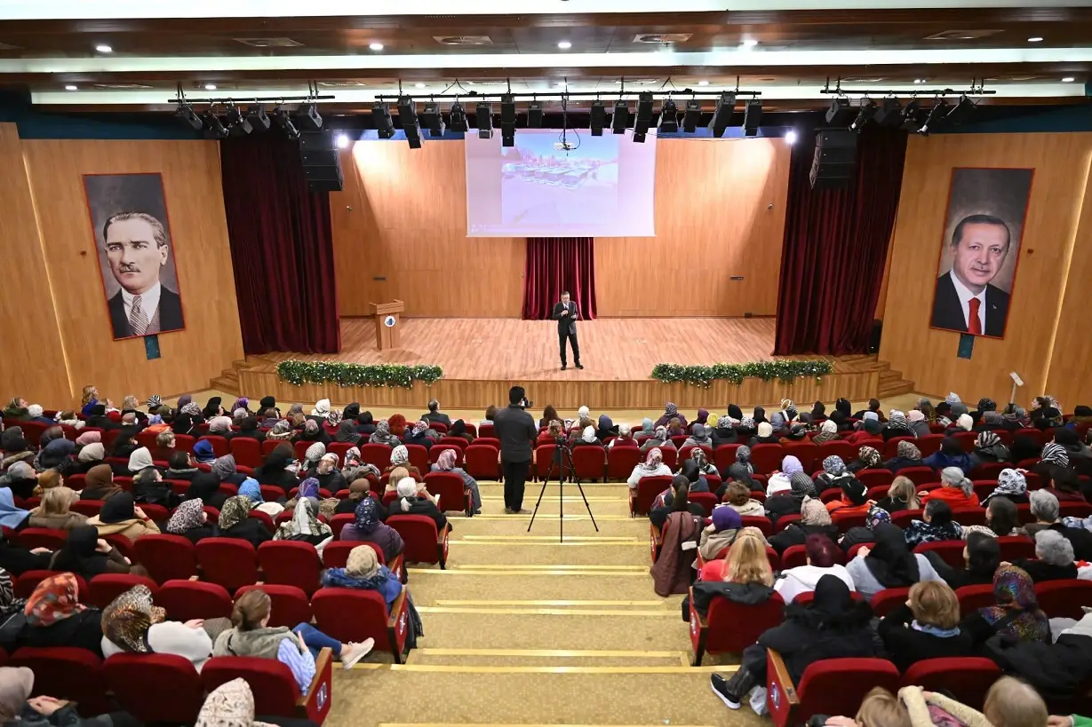 Belediye Başkanı Veysel Tiryaki Altındağlı Kadınlar (6)