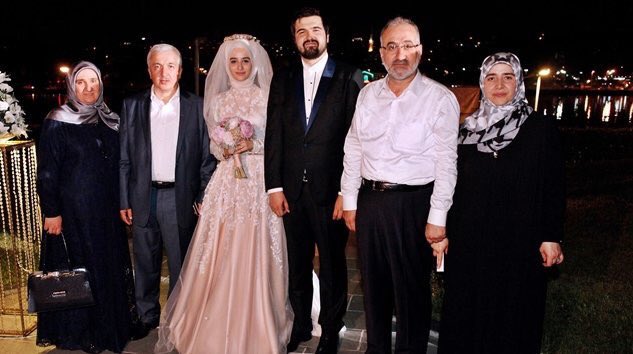 D Ctv7 M Q W0 A A L V Ka