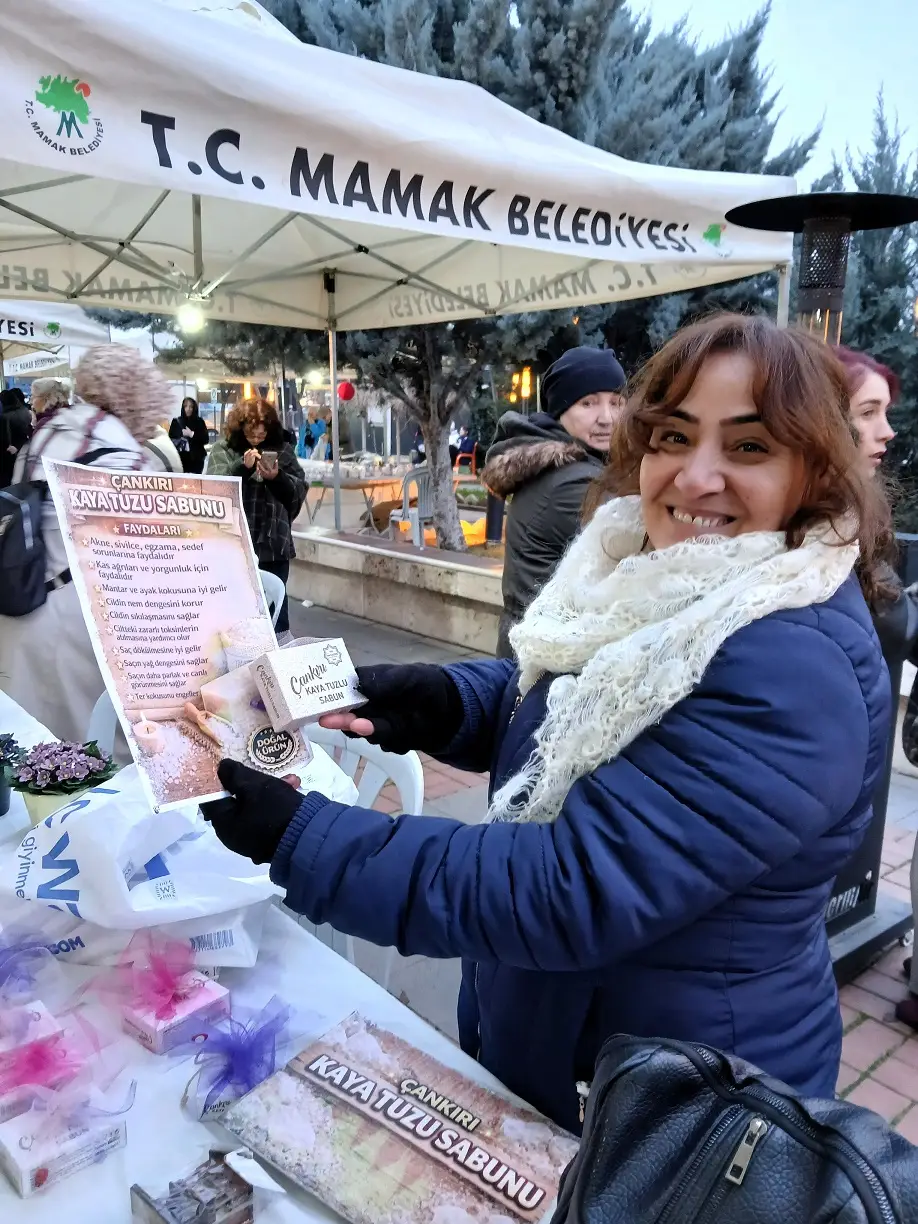 El Emeği Kadın Eli Pazarı Mamak Kermes Fatma Günaltay Çankırı Kaya Tuzu Sabunu (2)