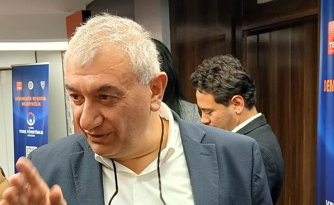 Fındıklı Belediye Başkanı Ercüment Şahin Çervatoğlu Tbb Yerel Sempozyum (1)