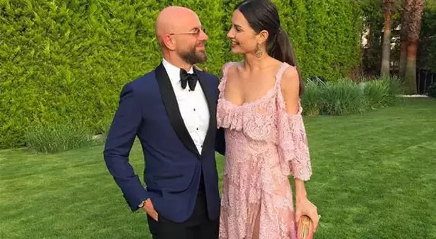 Izzet Özilhan Kimdir