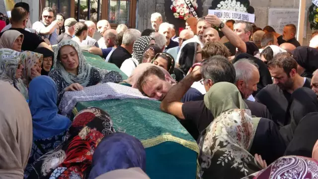 Kaza Susu Vererek Esini Ve Cocugunu Olduren 19310176 2357 M