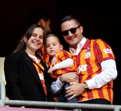 Revna Sarıgül Kimdir