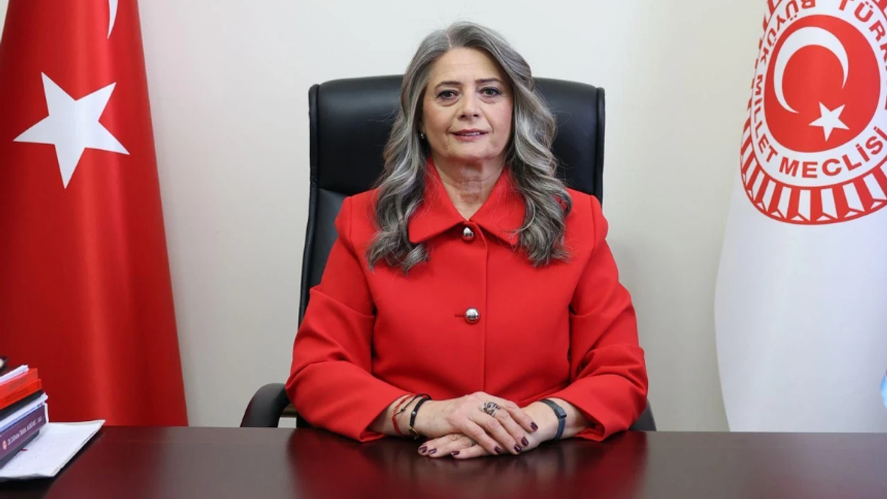 Sibel Suiçmez Kimdir