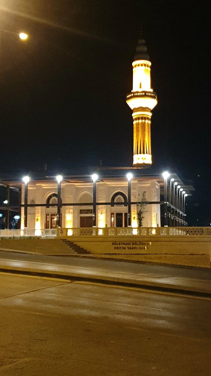 Süleyman Bölünmez Camii2