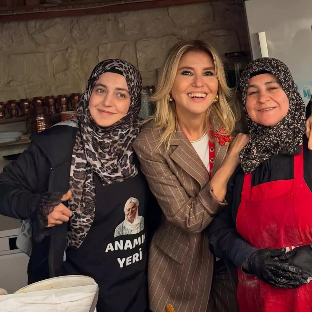 W Wfqq 1766922405 9018