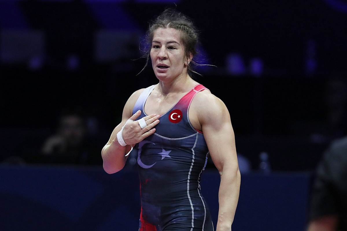 Yasemin Adar Yiğit Kimdir