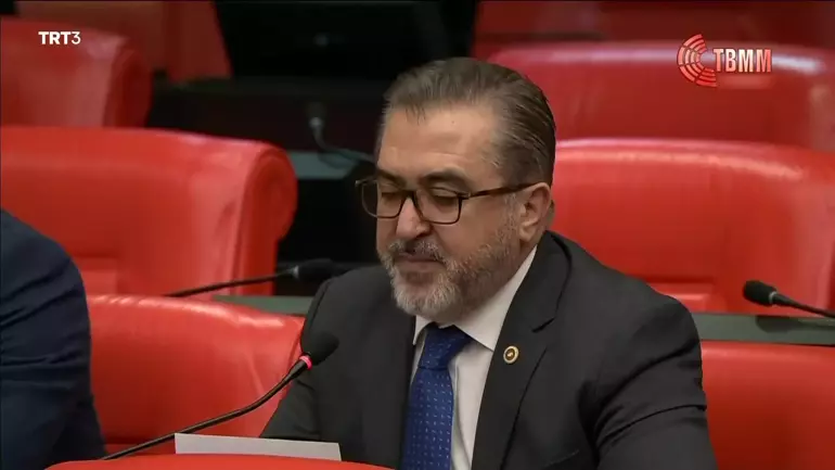 69688A98D931A03263Cd417C