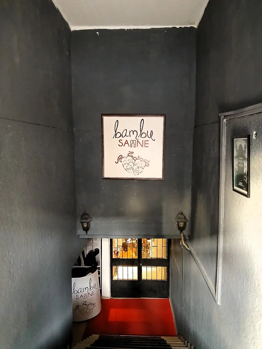 Bambu Tiyatro Sahne Kumrular Caddesi (2)