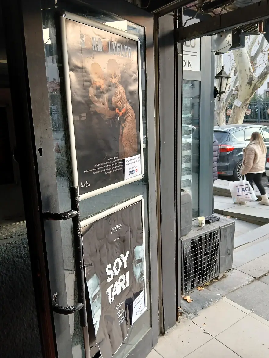 Bambu Tiyatro Sahne Kumrular Caddesi (4)