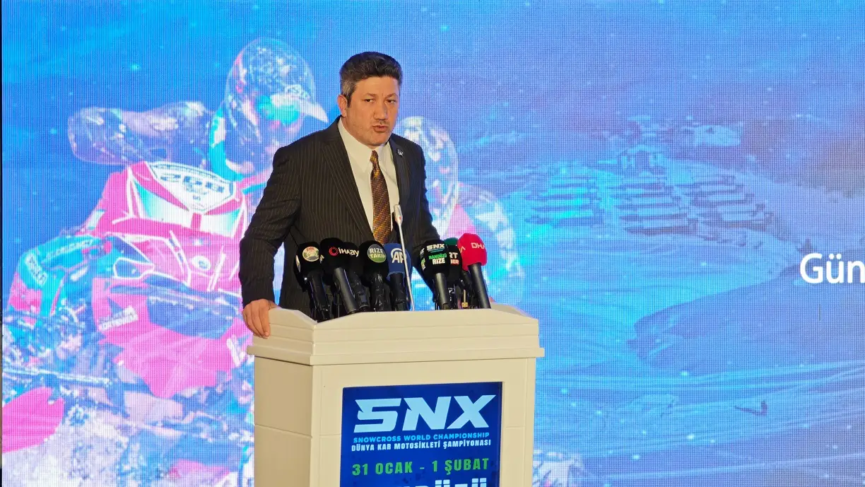 Güneysu Belediye Başkanı Rıfat Özer