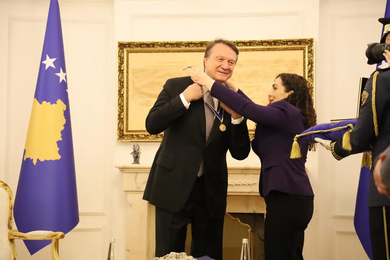 Hasan Arat Kosova Cumhurbaşkanı Vjosa Osmani Onur Nişanı (3)