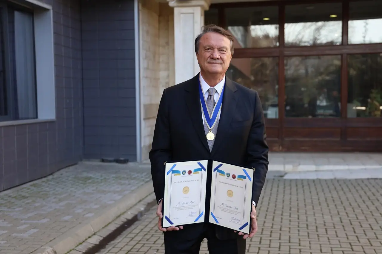 Hasan Arat Kosova Cumhurbaşkanı Vjosa Osmani Onur Nişanı (5)