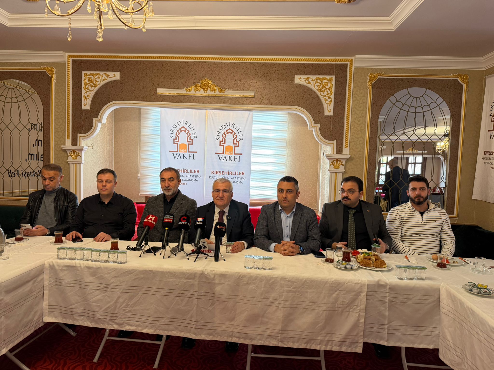 Kırşehirliler Vakfı Ahi Şehir Platformmu (2)