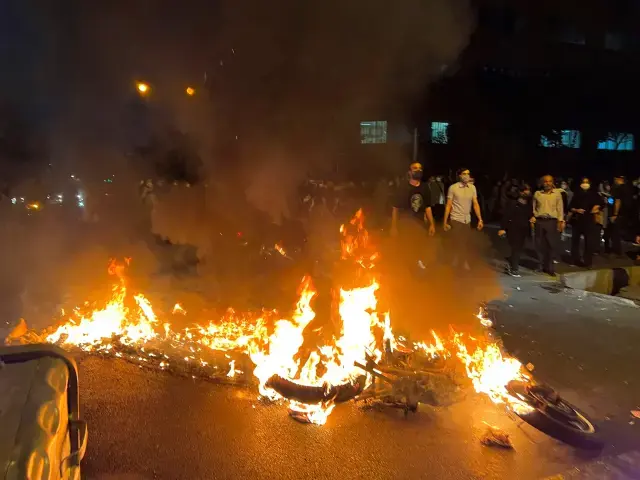 Korfez Ulkelerinden Iran Hamlesi Trump I Acik 19459800 9385 M