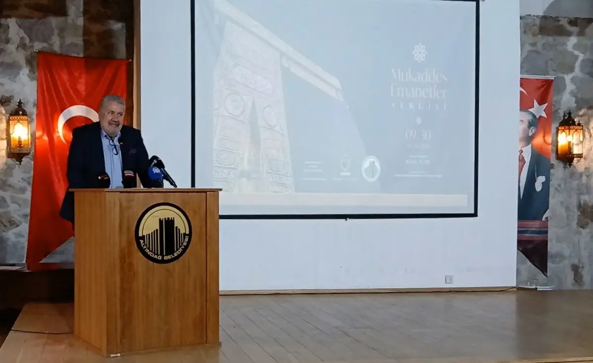 Mukaddes Emanetler Sergisi Ankara Elçisi Erol Güzel Altındağ (2)